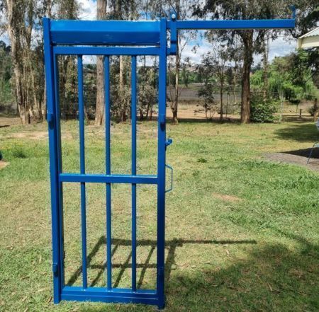 Crush Sliding Gate